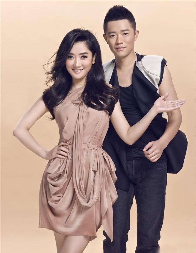 一个嫁经纪人,一个娶新疆女孩,曾毅玲花组合27年活该成传奇