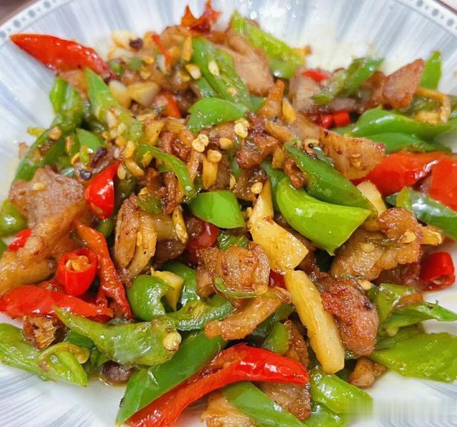 江西女子远嫁广东,晒婆家和娘家伙食对比,网友:心酸又真实