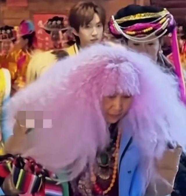 为啥说职场上要少管闲事，看张蔷在一路繁花的表现就知道了