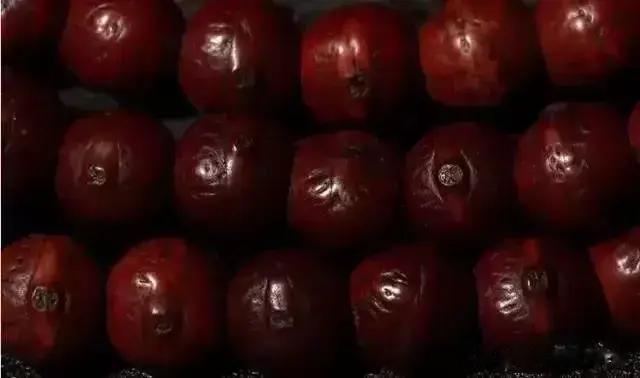 文玩要想有迷人包浆其实很简单！