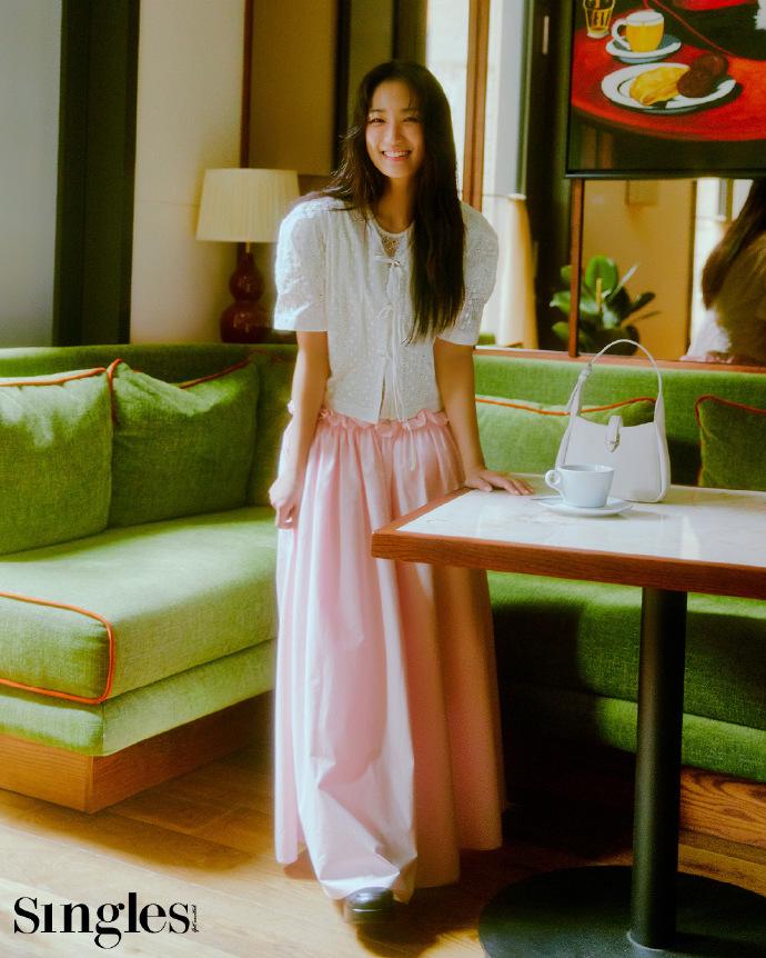 韩国知名女星透露,从梦想成为一名演员开始,就经常被别人比较