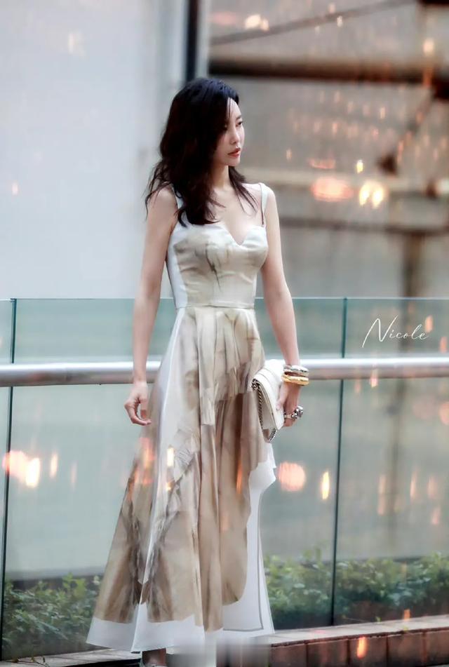 于文文 可盐可甜