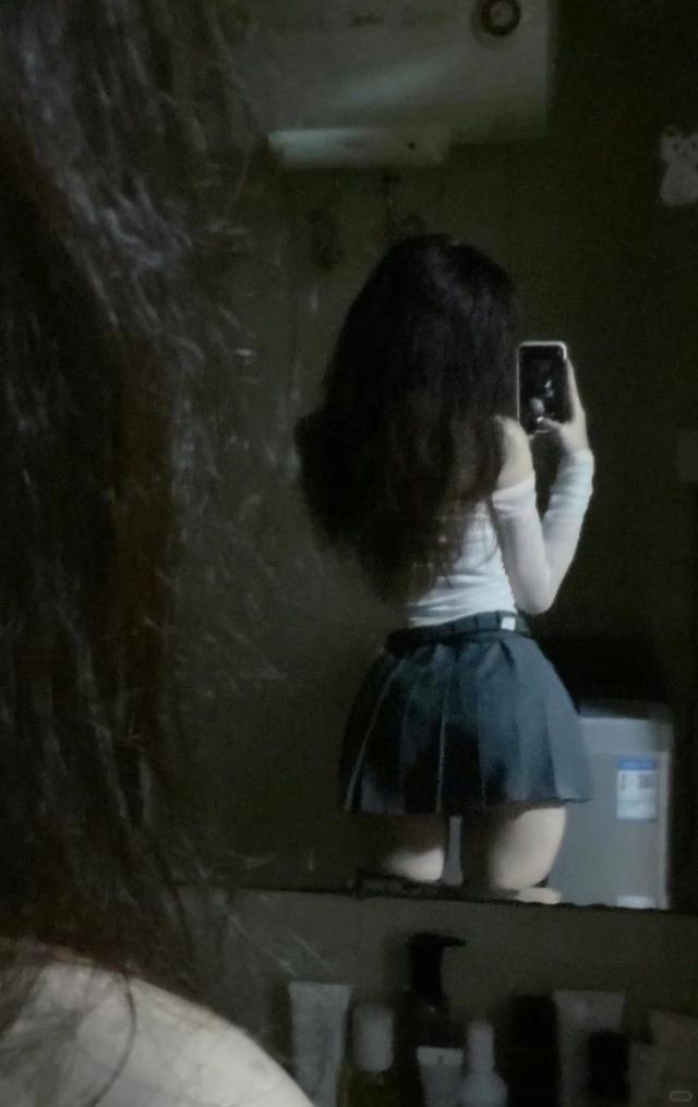 杨颖|杨颖李晨恋情曝光！粉丝狂喷跑男，同事变情人引热议！