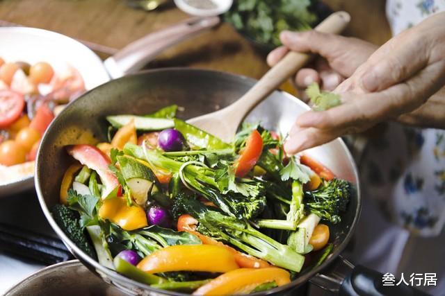 6月,这种菜使劲吃,一补脾、二健胃、三润肠,鲜嫩好吃别错过!