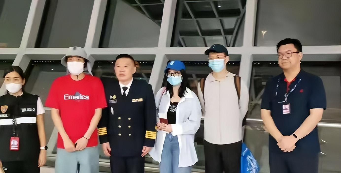 两天又是6个瓜，未婚生子、家暴出轨、道歉网暴，娱乐圈好乱！