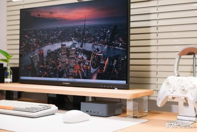 零刻迷你主机EQi12：售价1395起，家庭轻办公首选