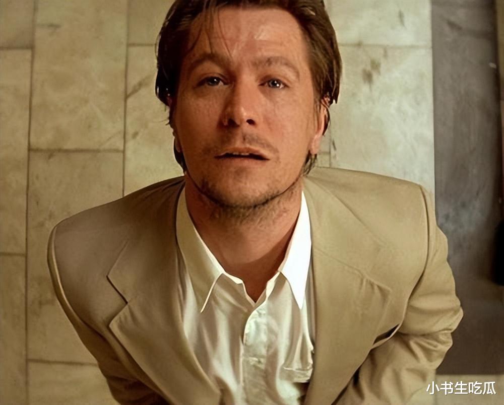 《这个杀手不太冷》上映30年,女主貌美却被丈夫抛弃,男主很幸福