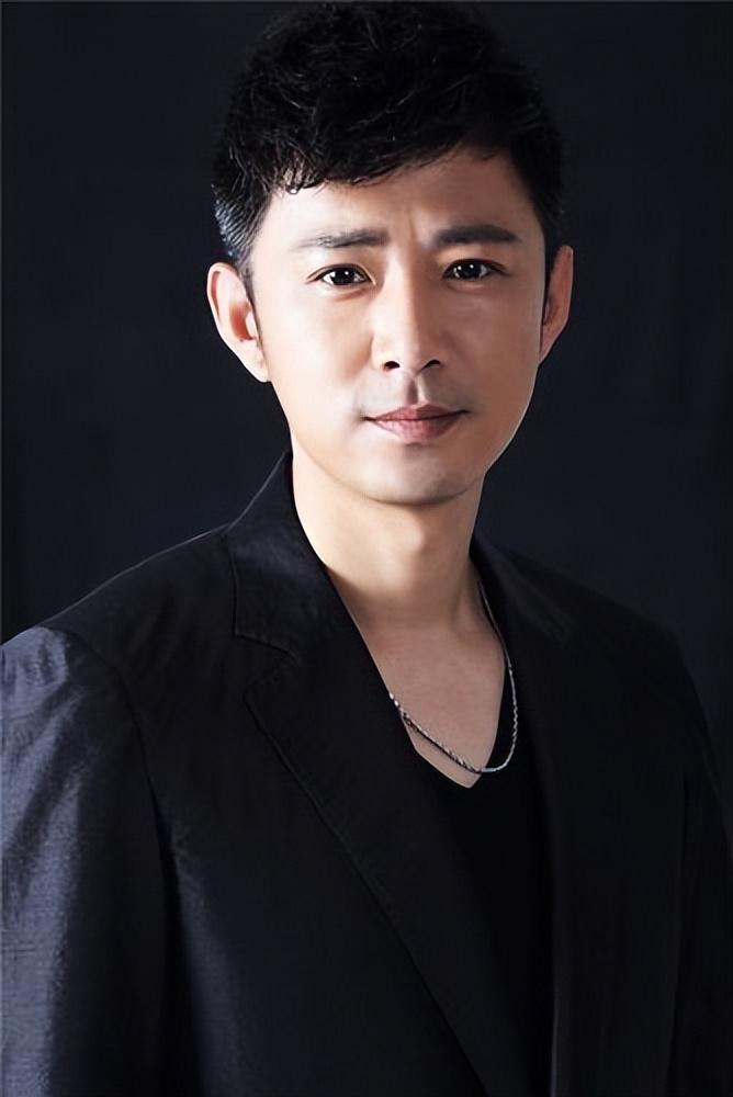 演员高鑫：结婚16年不做饭不洗碗，钱交给妻子管，他才是人间清醒