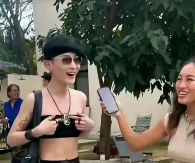 56岁张敏近况曝光,70多斤瘦成纸片人,与小10岁男友长居泰国