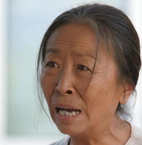 《大宅门》再也见不到的7个演员，以为退休享福，其实已悄然离逝