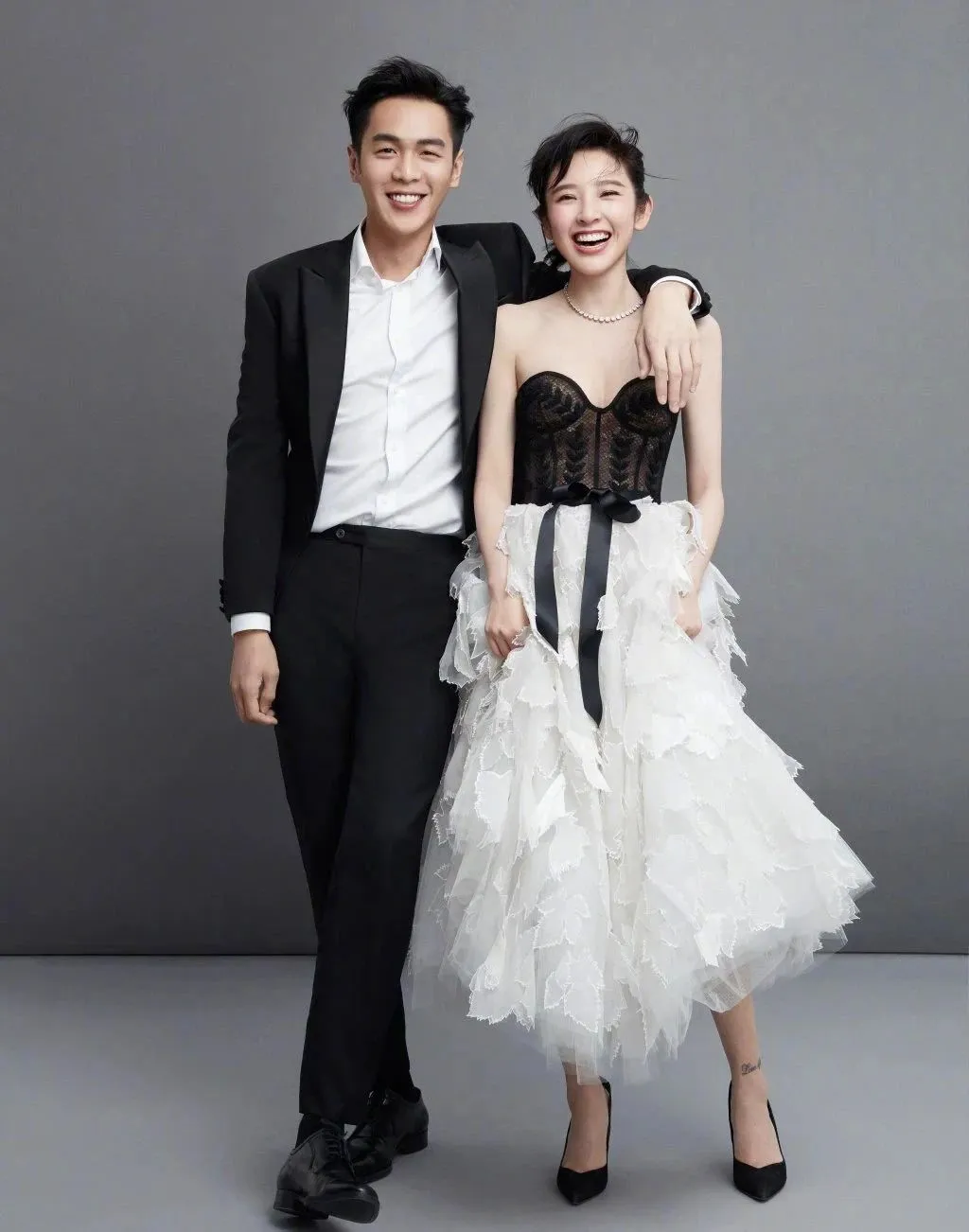 长了张渣男脸，出道20年却从无绯闻！低调结婚生女的他，终于被赞好老公