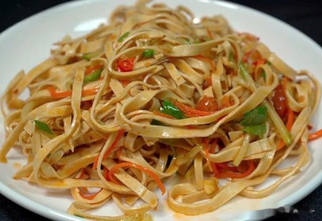 天热凉拌菜更受欢迎,这5道凉拌菜做法,酸辣脆爽,美味又下饭