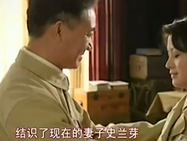 “李云龙”与剧中妻子假戏真做！现实中抛弃家庭，与儿子不再往来