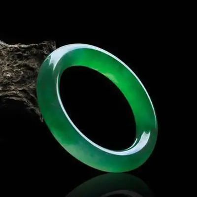 翡翠的正色和偏色，你会分辨吗？