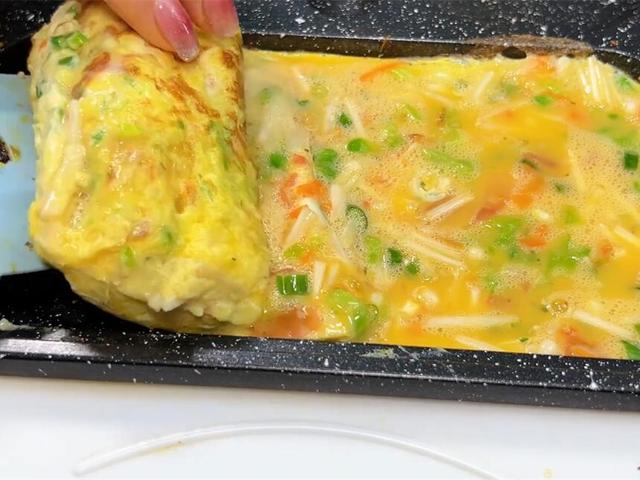 夏天，经常上火多吃这菜，对眼睛也好，还能清热消暑，孩子也爱吃