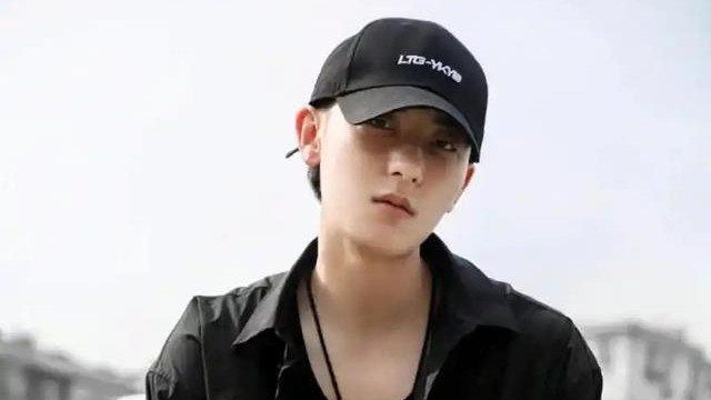 黄子韬抽奖规则已公布，车型曝光网友直呼失望，不少粉丝开始取关