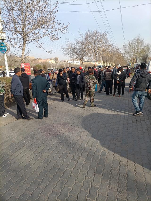 为什么现在农民工找工作越来越难？