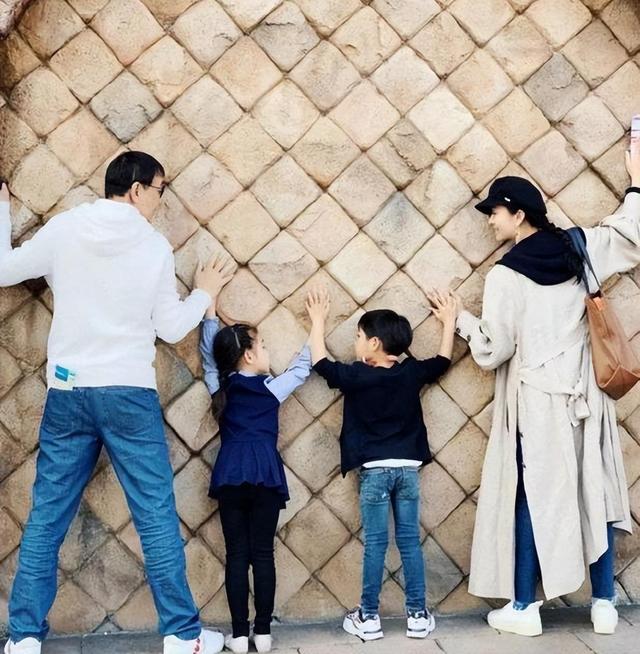 当年,狠心抛弃罗晋,嫁大19岁富豪得一架飞机,如今她怎样了?