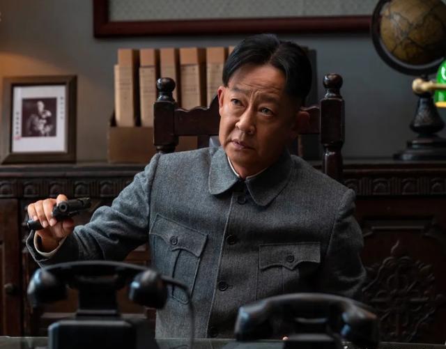 谍战剧《暗夜与黎明》定档!央视力推,王志文坐镇,有爆款潜质