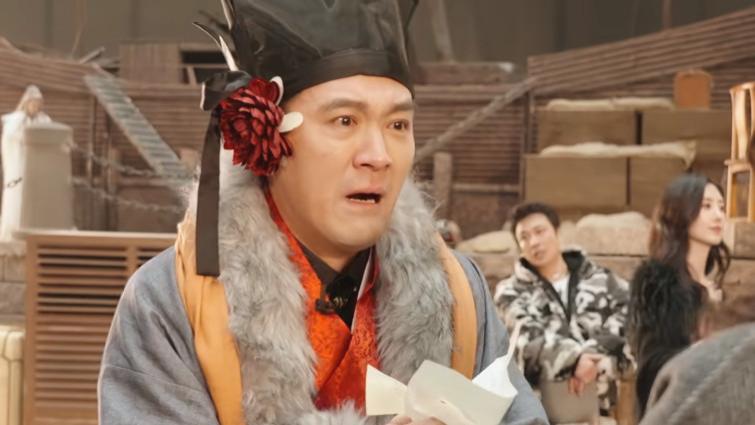 谢谢杨子，贡献出25年开年内娱的第一个笑话！