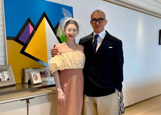 张兰澄清大S拍卖豪车的真相，大S拍卖豪车并不是为了弥补抚养费