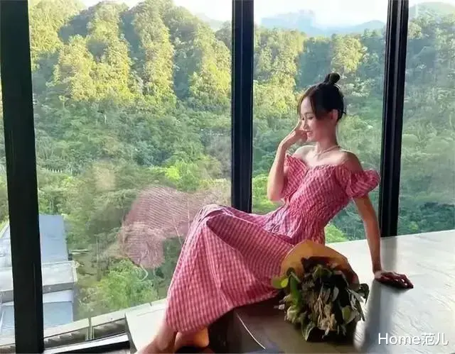 44岁陈乔恩的“豪宅”火了:全屋精致温馨,没有一丝俗气,确实有品位