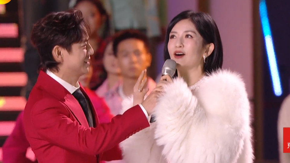 湖南除夕发生多情：宋茜摔断手臂、汪涵声音沙哑、王一博遭遇危险