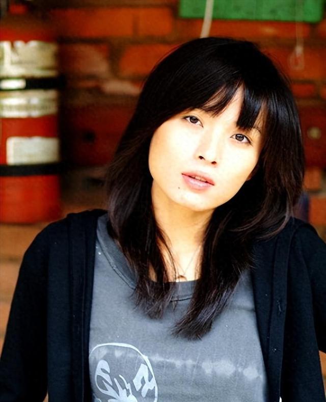 12年后才明白,为什么当初靳东娶了二婚的李佳?