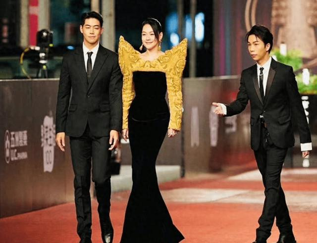 小S讽刺内地酸民后续！台娱博主刘建国谴责小S，大S再次遭到牵连