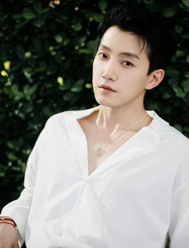 范世錡张艺凡被曝同居,二人相差8岁男方默认恋情,更多细节被扒