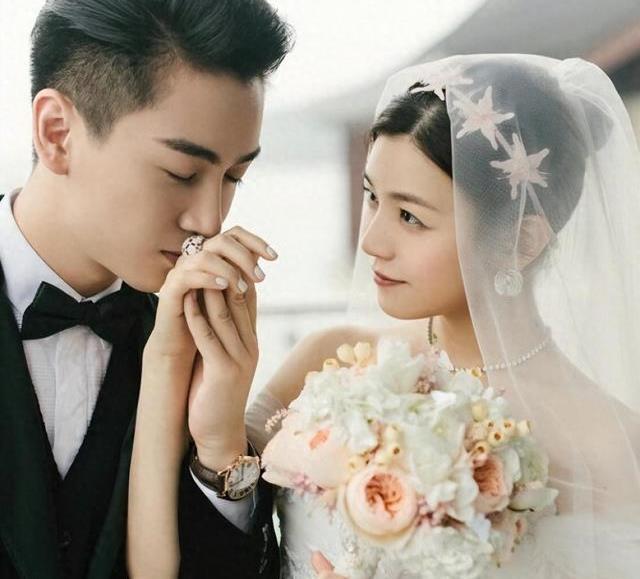 离婚官宣,我只服王菲!简单的几个字,找回自己半辈子的快乐!