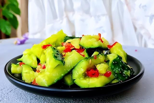 医生告诫：人老了，宁愿吃雪糕冰棍，都不要多吃这3种凉菜