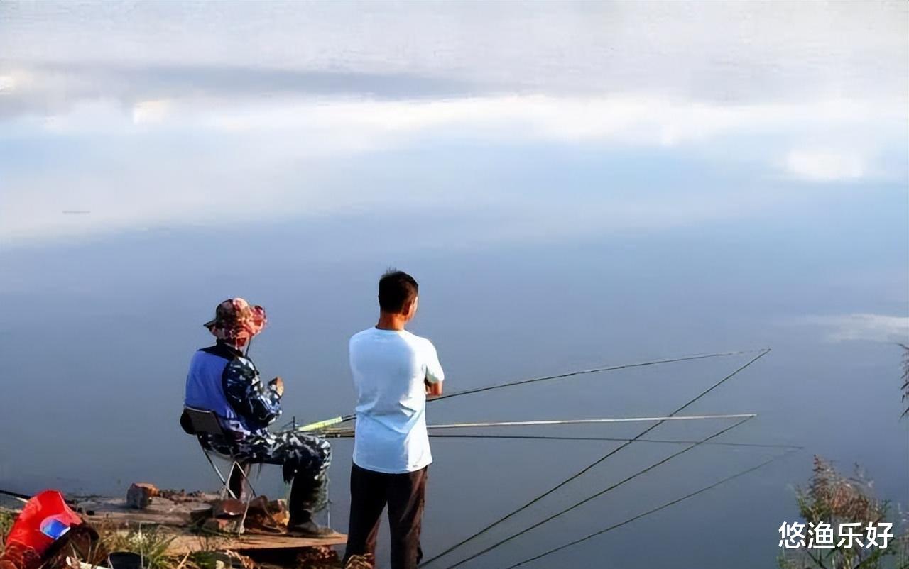 钓友间也应该遵循一定的礼仪规范,让每次垂钓都成为愉快的记忆