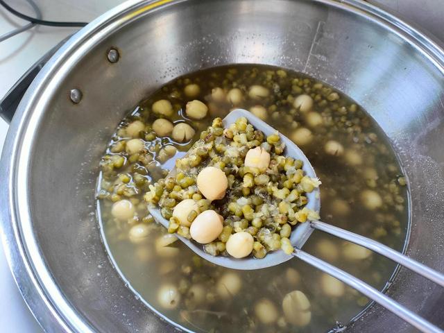 懒妈妈早餐,蒸蒸煮煮全粗粮,儿子却说样样都好吃!网友:羡慕!