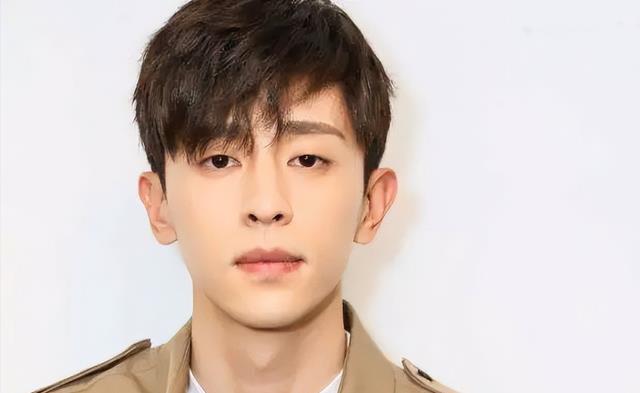 “封杀”不到3年, 再看邓伦如今的处境, 他很可恨但也很可悲!