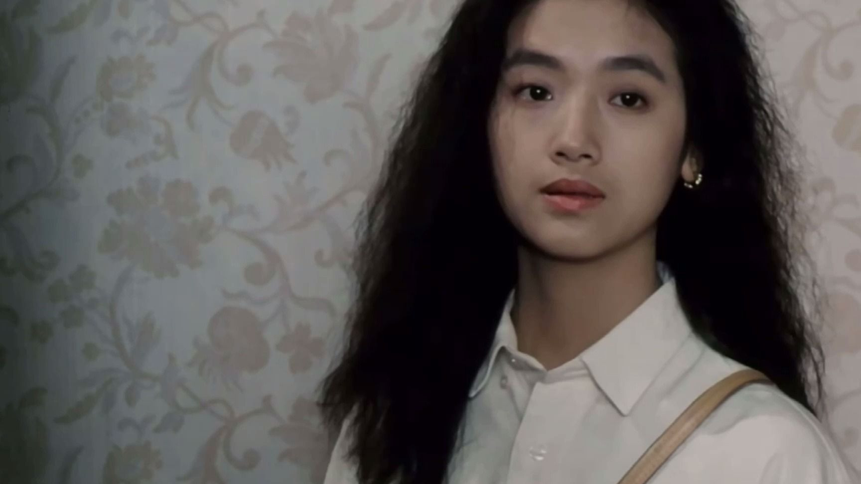 六版小龙女展示睡绳绝技，有的似仙女下凡，有的连绳子都上不去