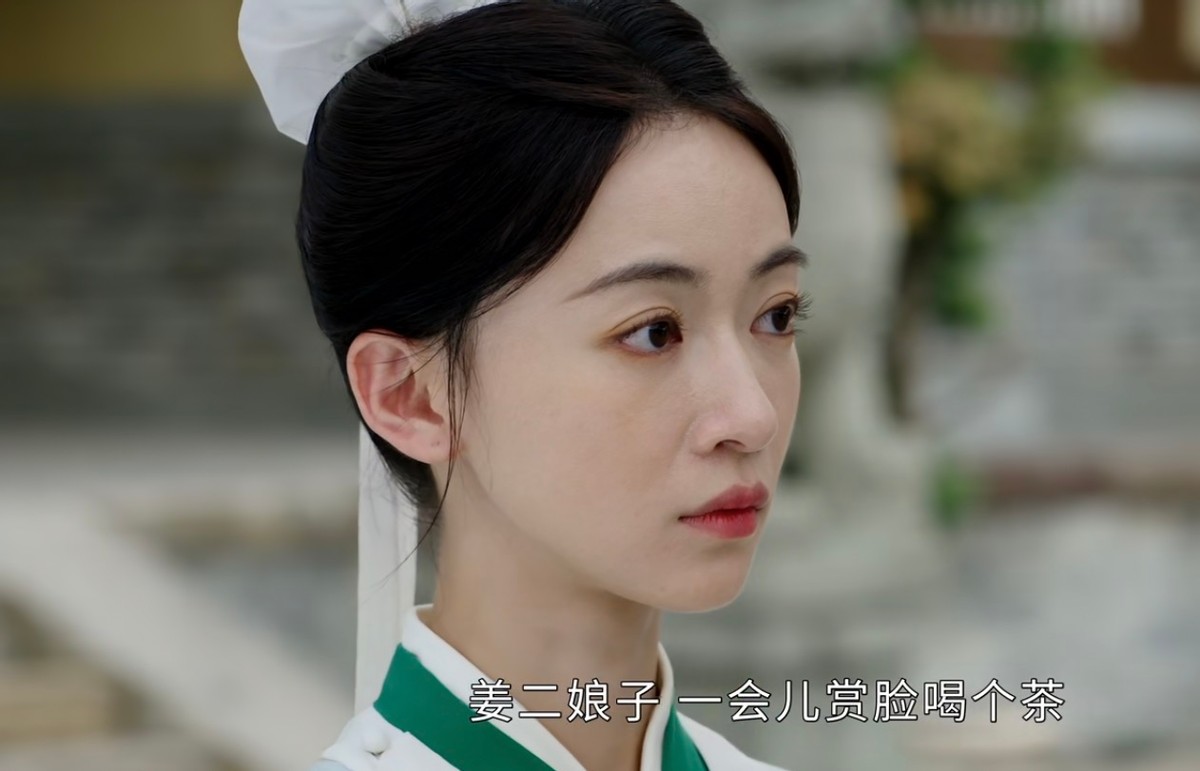 《墨雨云间》:张檬一出场,我才彻底明白,天然脸和科技脸的区别