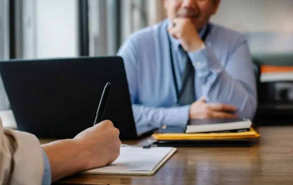 澳洲梦已碎！悉尼华人女生投了近百份求职申请，结果一无所获