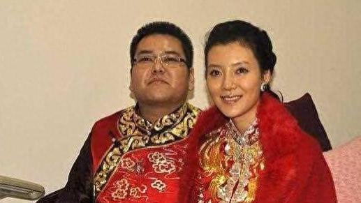 悲情首富李兆会：父死仓促接班，两次娶女明星，今靠雨伞再赚一千亿