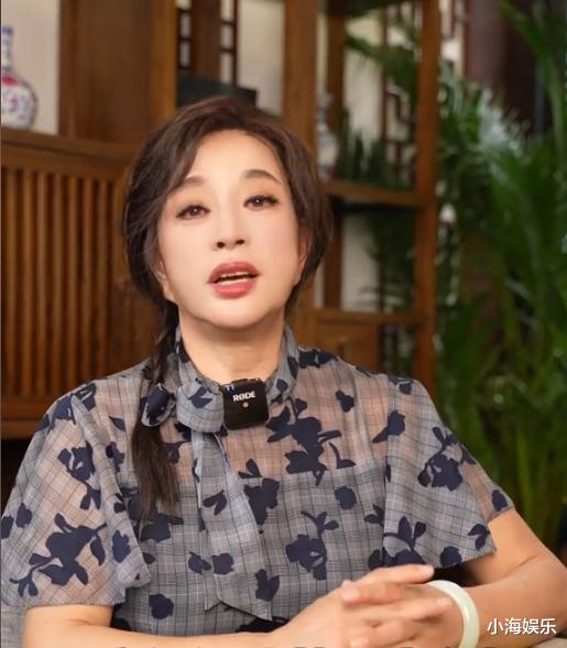 74岁刘晓庆回应忘年恋：我喜欢你是你的光荣，你喜欢我是我有魅力