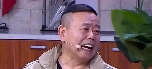 万万没想到，30岁嫁10亿富豪的潘阳，婚后十年带儿子住娘家