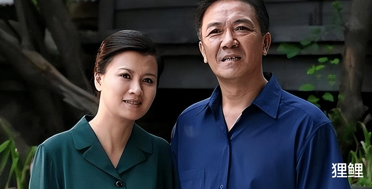 善恶终有报，“抛妻弃子”的李幼斌，如今等来的是儿子30年的报复