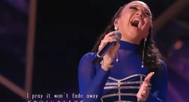 没后台、没人罩、没热度,美国歌手香缇莫,沦为内娱综艺的炮灰