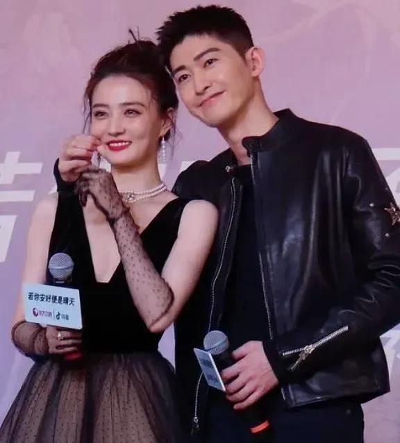 张翰徐璐恋情曝光:娱乐圈金童玉女携手共度甜蜜时光