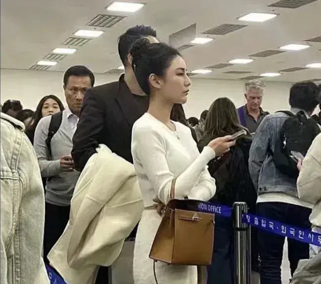 以前的大S也是那么的爱汪小菲,这些照片不会骗人!