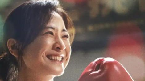 国产电影真的“快死了？”，网友不怒反笑：自己选的嘛，偶像！