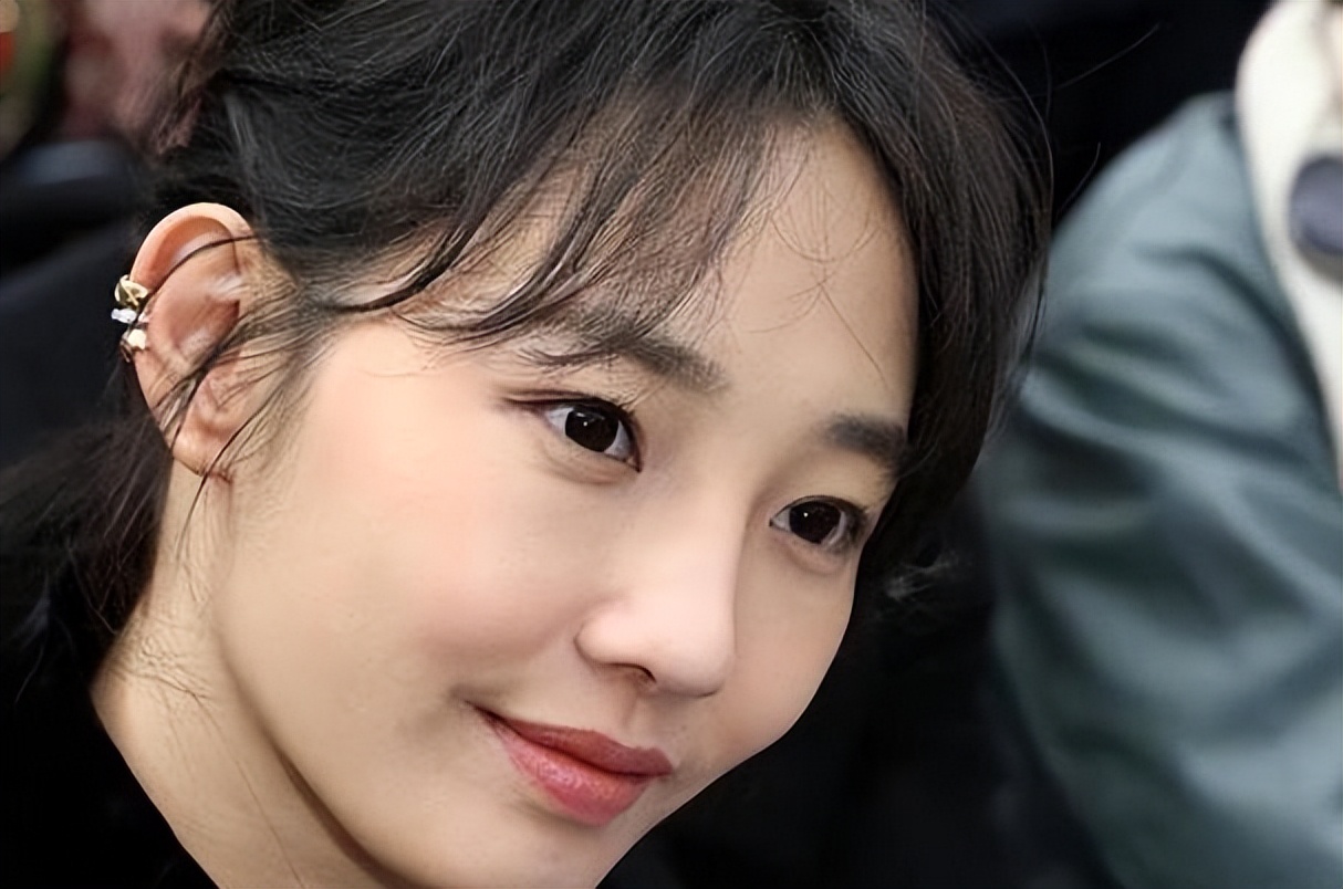 眼神呆滞、全程耷拉着脸演!40岁白百何带来“老戏骨”教科书演技