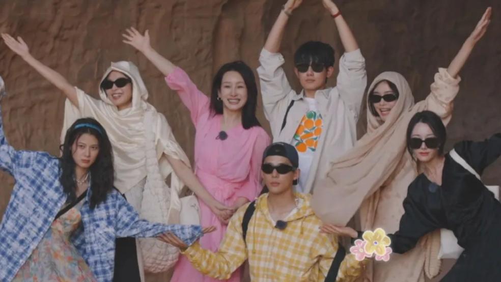 花儿与少年|热搜爆了！《花儿与少年》第六季官宣嘉宾，遗憾没有迪丽热巴