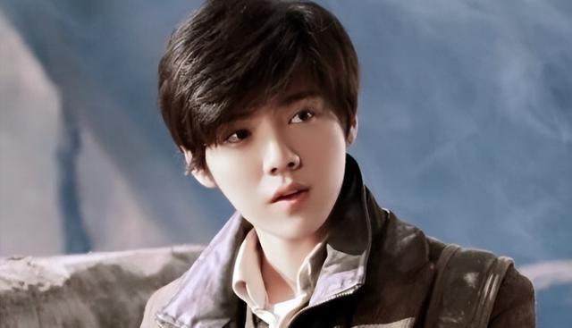 一脸褶子、耷拉眼皮却演“梦中情人”？压9年才播的剧闭眼选角吗