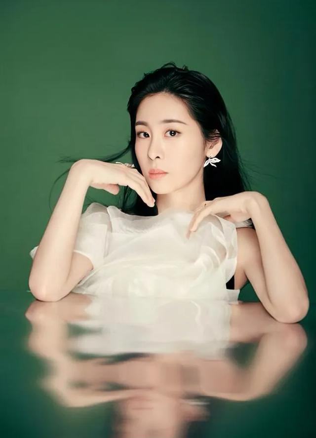 爸爸去哪儿|揭秘张碧晨的音乐传奇:从好声音到歌坛巅峰的跃升之路